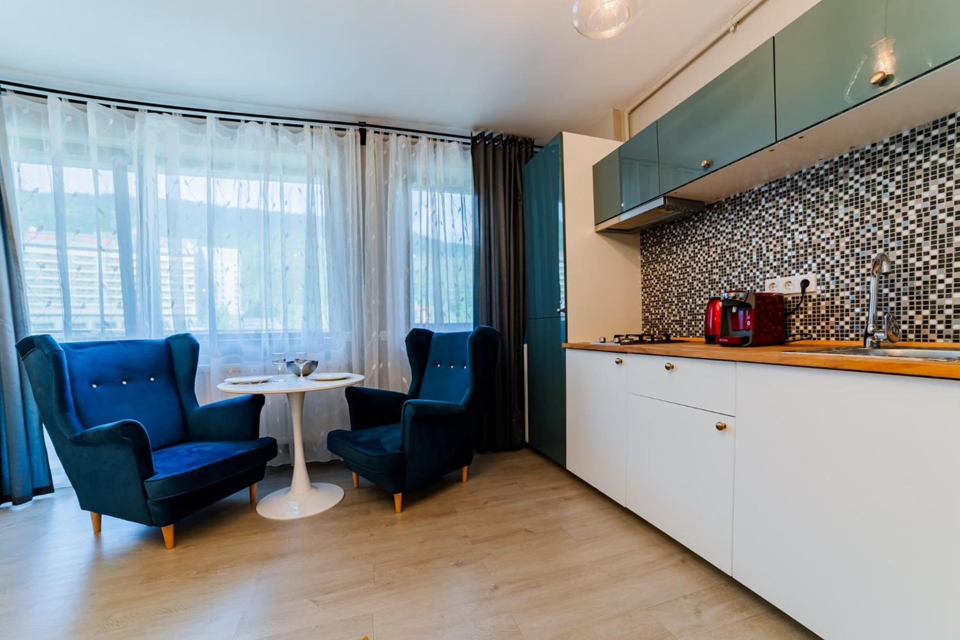 Romantic Jacuzzi Luxury Apartment Sinaia Luaran gambar